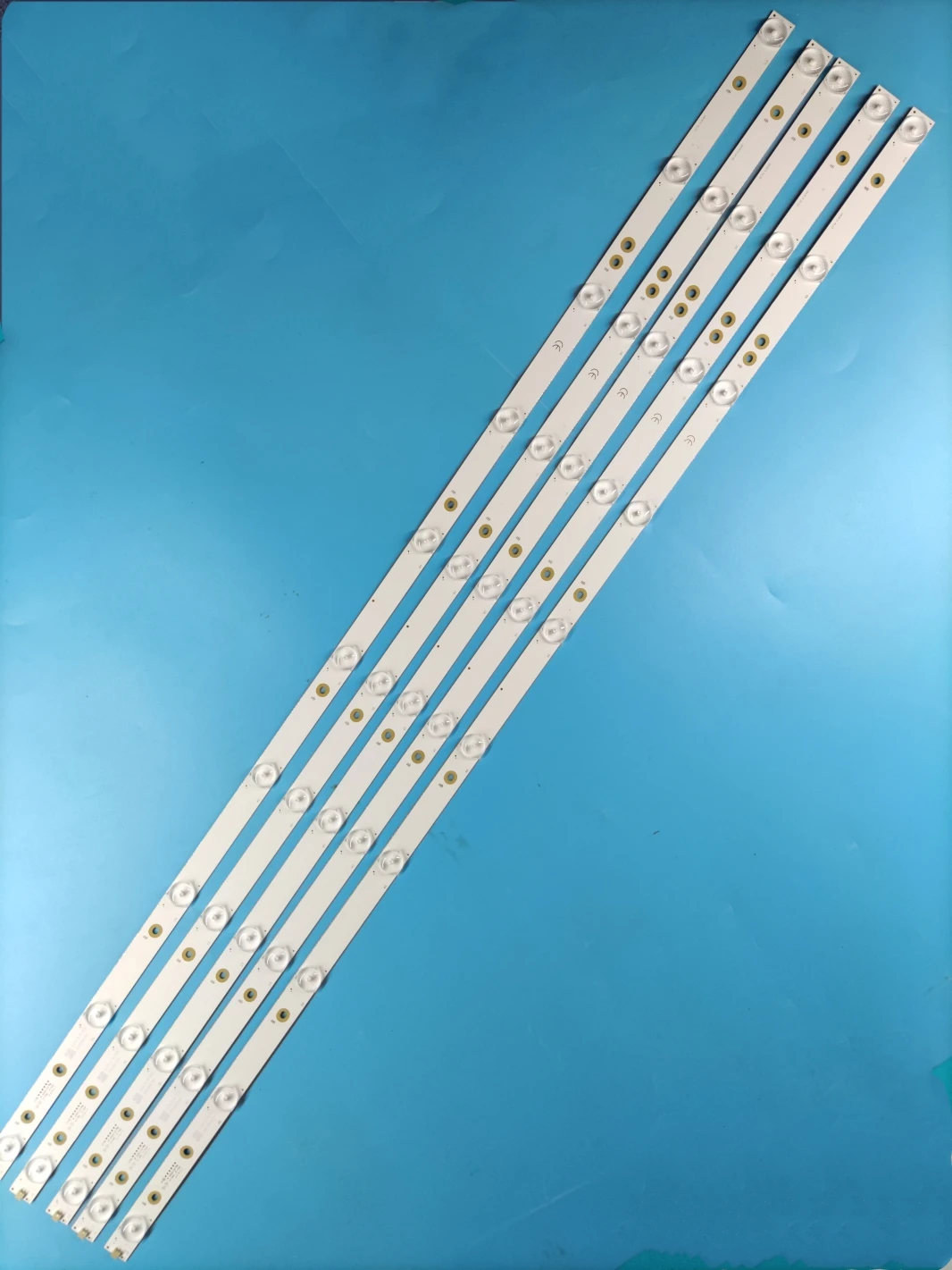 LED Backlight strip 10 Lamp For LG 43