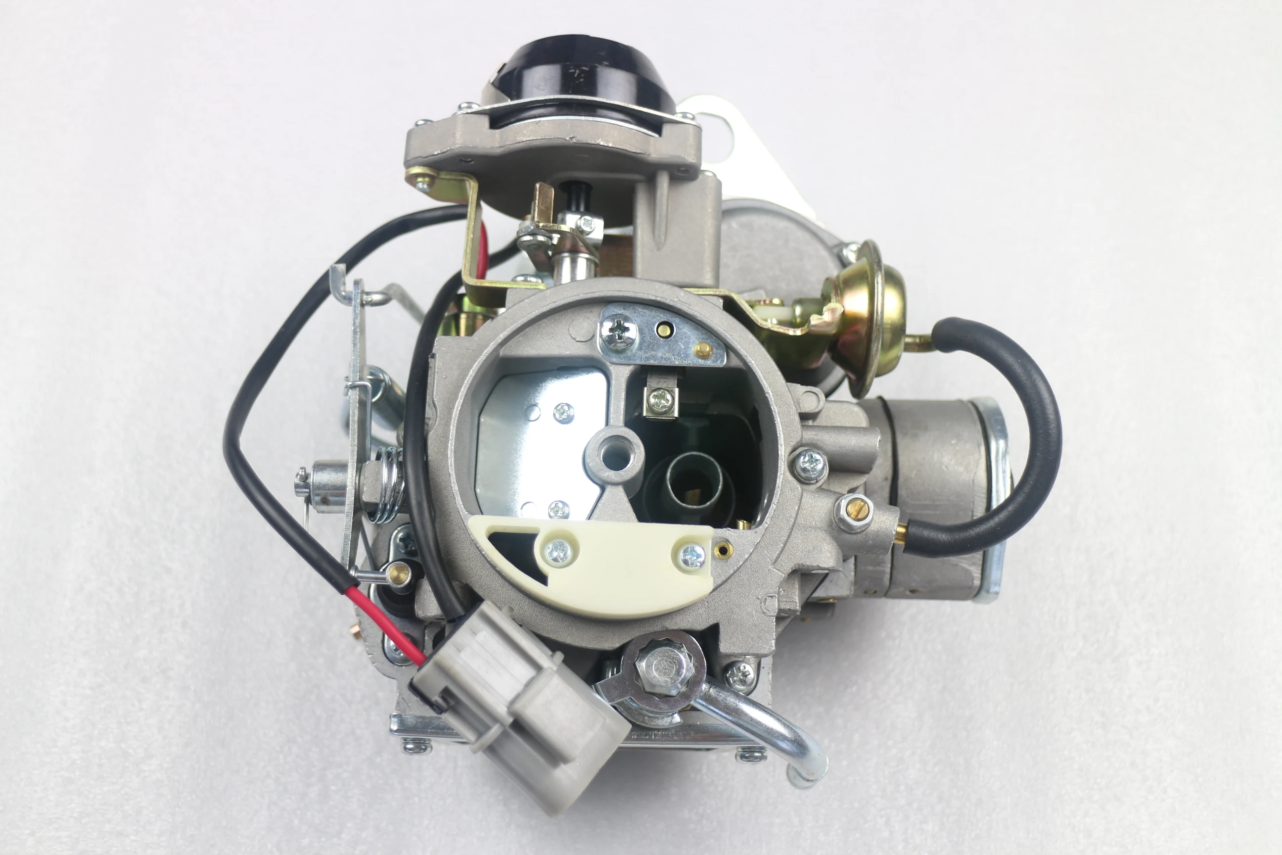 Carb Карбюратор двигатель подходит для Nissan Z24 16010-21G61 Carby 4 Cyl Авто дроссель 16010-21G60