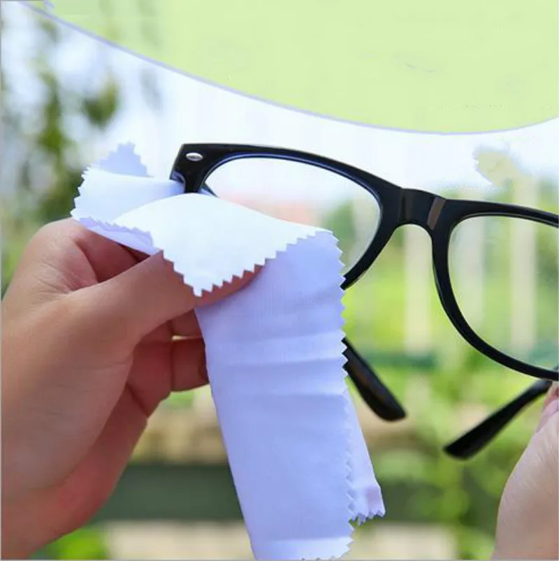 

1Pcs Microfiber Cleaning Cloth for Glasses Spectacle Lens Screen Camera Household Cleaning Tools Accessories