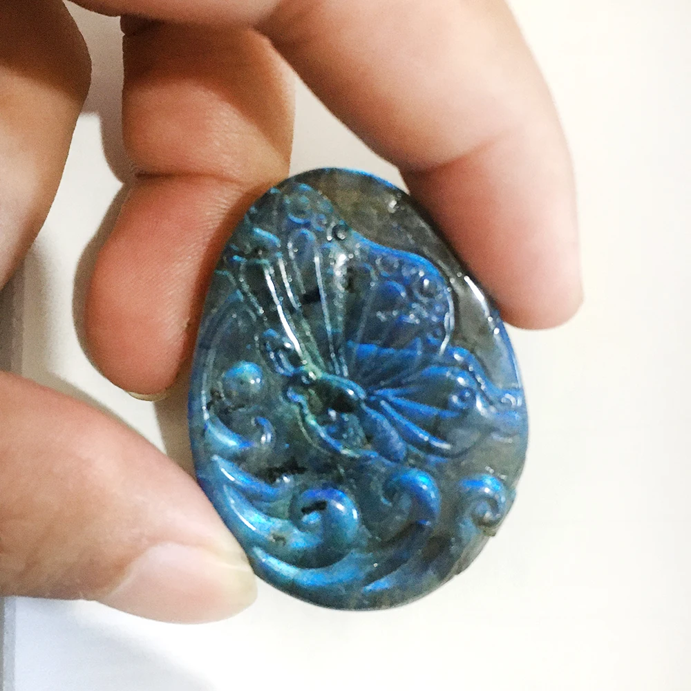 Natural Labradorite Butterfly Pendant Moonstone Necklace Quartz Crystal Pendant Healing Crystal Stone Charms Jewelry Gift