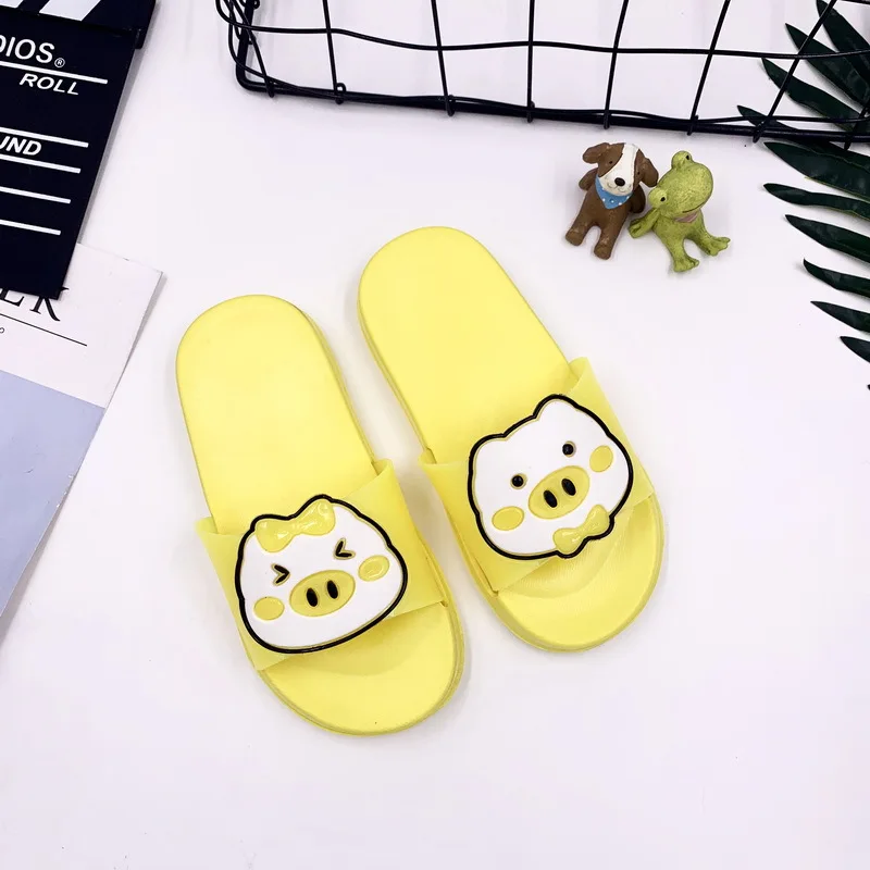 Тапочки с персонажами из мультфильмов для детей обувь с изображением свинки летнее платье для малышей с принтом животных; для детей для ношения в помещении, Тапочки для малышей нескользящая Мягкая подошва сланцы Дети 30-35