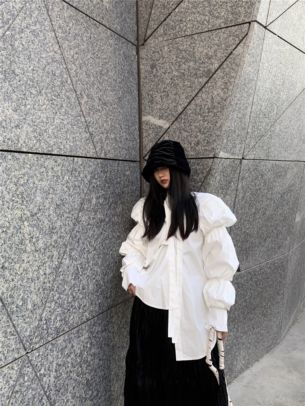 White shirt Новая модная весенняя рубашка с отложным воротником, однобортная, необычный дизайн, с пышными рукавами, свободная блузка, ZA2413 - Цвет: White shirt