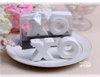 

Hugs & Kisses From Mr. & Mrs. XO Ceramic Salt Pepper Shakers 40SET/LOT wedding party favor guest gift [resent