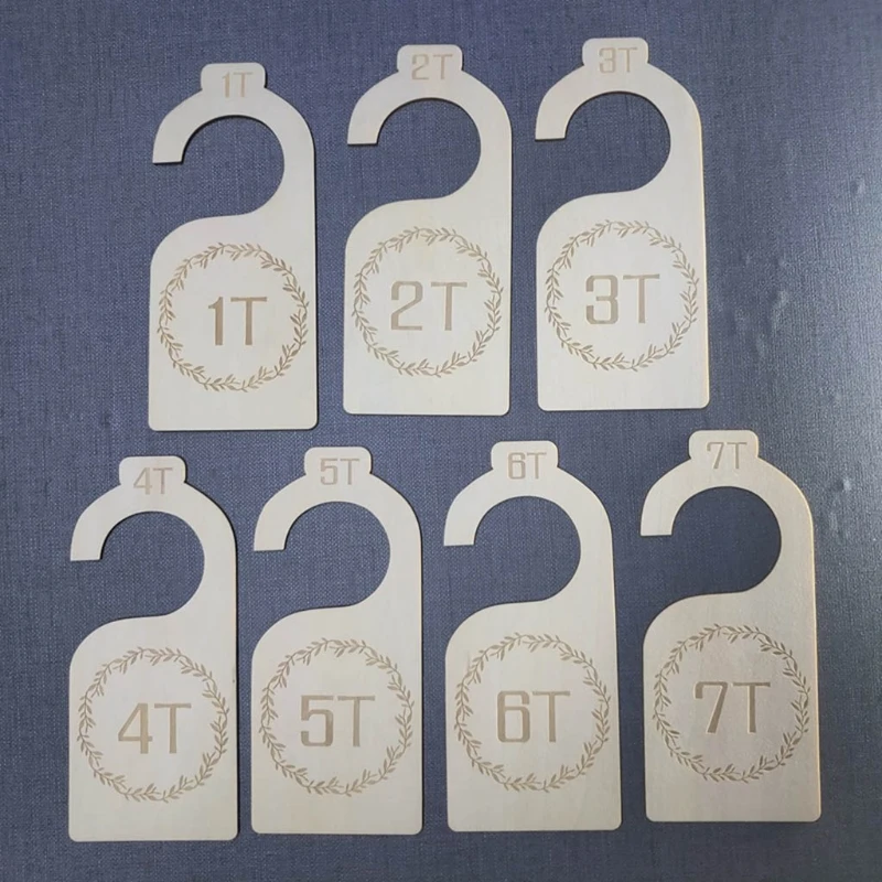 7 Pcs 0-24 Months Wooden Baby Milestone Cards Boys Girls Clothes Organizers Closet Dividers Newborn Birth Monthly Souvenir Cards