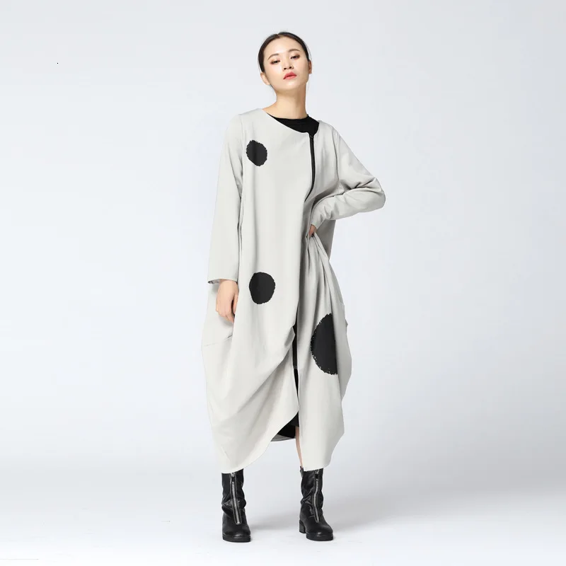 LANMREM New Spring Round Neck Long Sleeve Solid Color Big Dot Split Joint Loose Big Size Black Dress Women Fashion JA88501