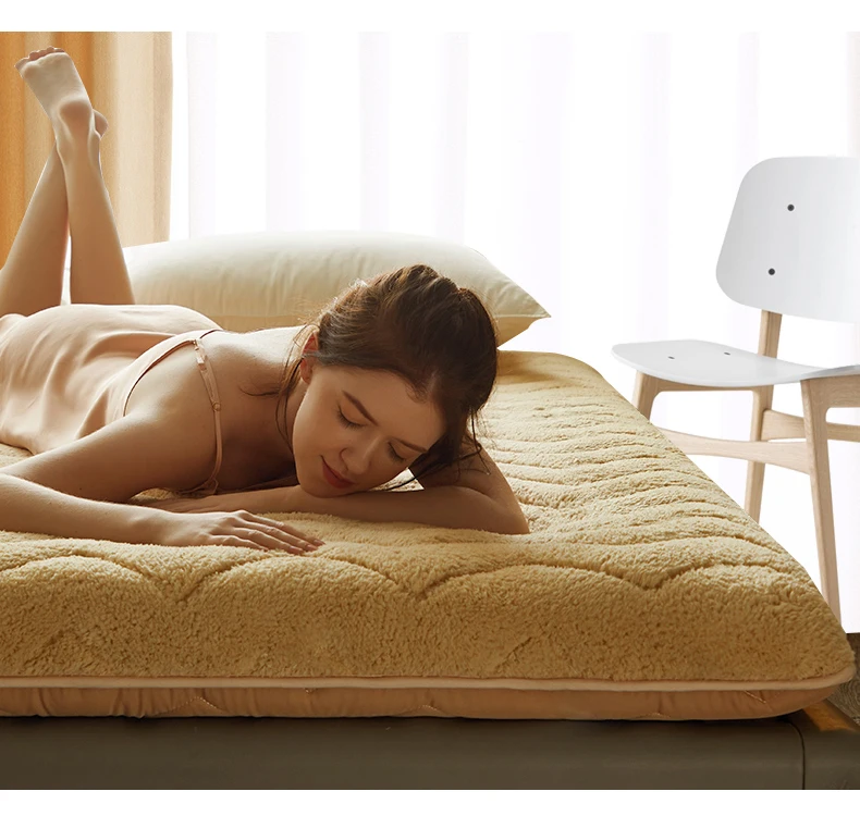 Description Picture 3 of itemHigh Quality Cashmere Mattress Thicken Warm Sofe Comfortable Wool Mattresses Tatami Cushion Mat Students Dormitory Mattresses