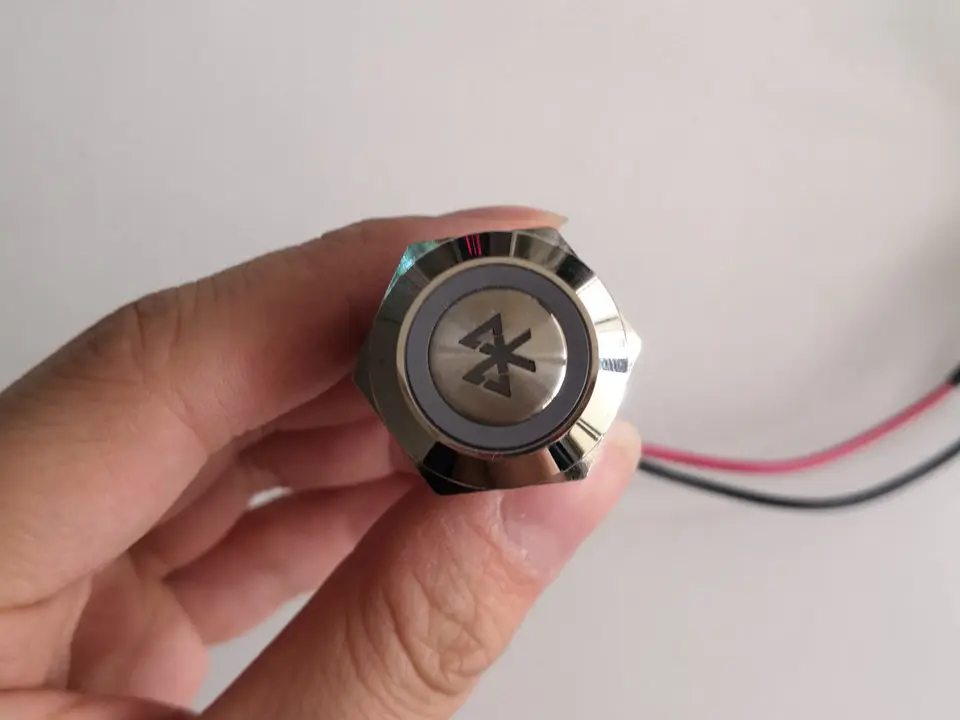 Кнопка управления Bluetooth Автомобильный мотоциклетные водонепроницаемый металлическая кнопка переключатель светодиодный