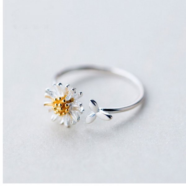 New Korean Style Long Daisy Flower Earrings For Women Asymmetrical Delicate Flower Style Earring Girls Sweet Jewelry Gift