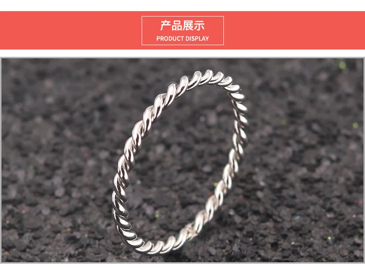 10044885861_996853077