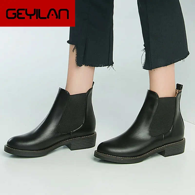 

Spring Autumn Women Ankle Boots Pu Leather comfy Flat Heel Chelsea Boots Round Toe Slip On Casual Ladies Shoes Black White