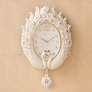 

Europe style wall clock in living room creative fashion mute art simple clock luxury wall Watch modern wall clock
