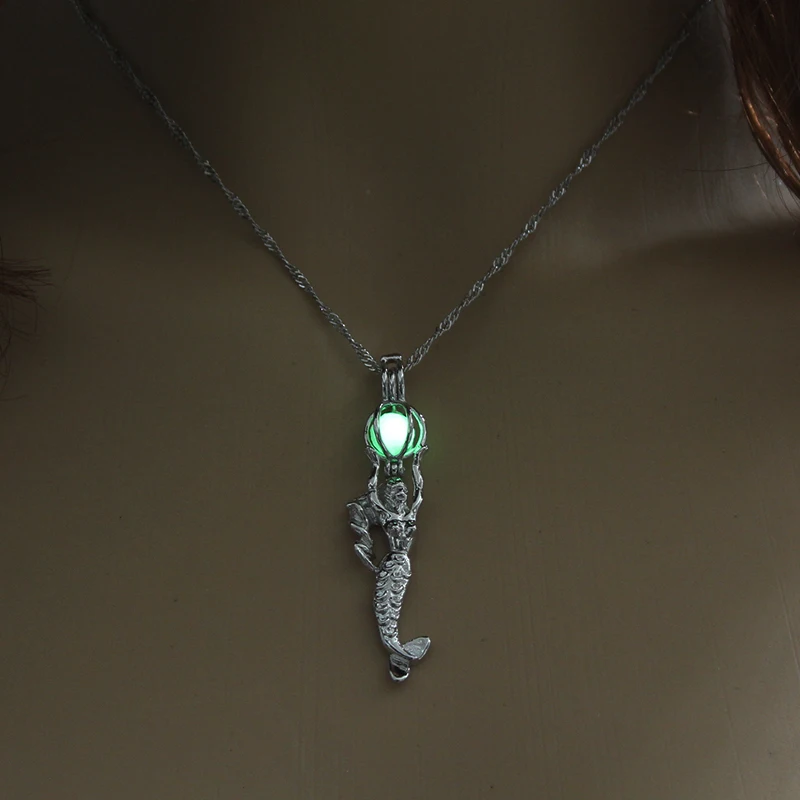 Светящаяся Русалка Женское Ожерелье 3 цвета светящиеся каменные подвесные украшения подарок для женщин Серебряная цепочка Ожерелье - Окраска металла: Green