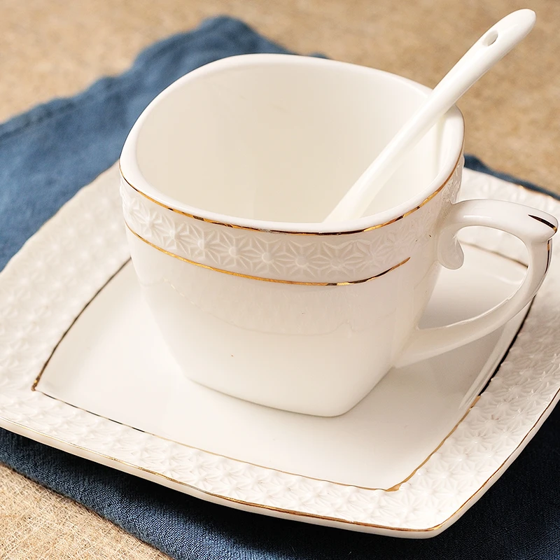 Европейская фарфоровая кофейная чашка с ручкой офисные креативные Роскошные