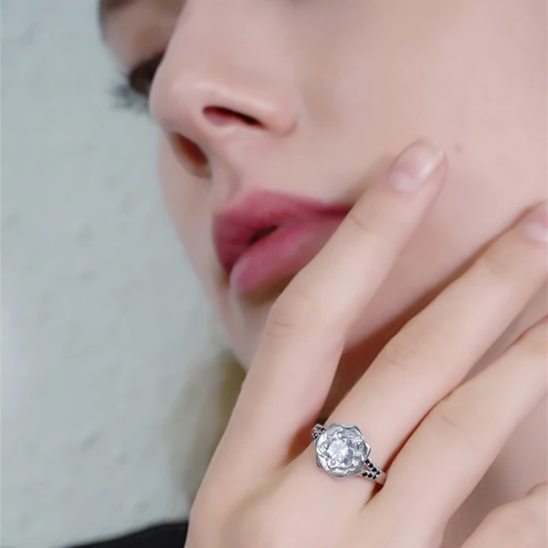 Flower New Romantic Silver Color fashion jewelry Engagement Black Spinel Engagement Ring for Women Anillos Mujer G073 silver rings silver ring