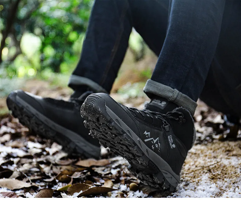 Waterproof Winter Men boots Warm With Fur Snow Boots Men Work safety shoes Rubber Ankle boots big size 39-45