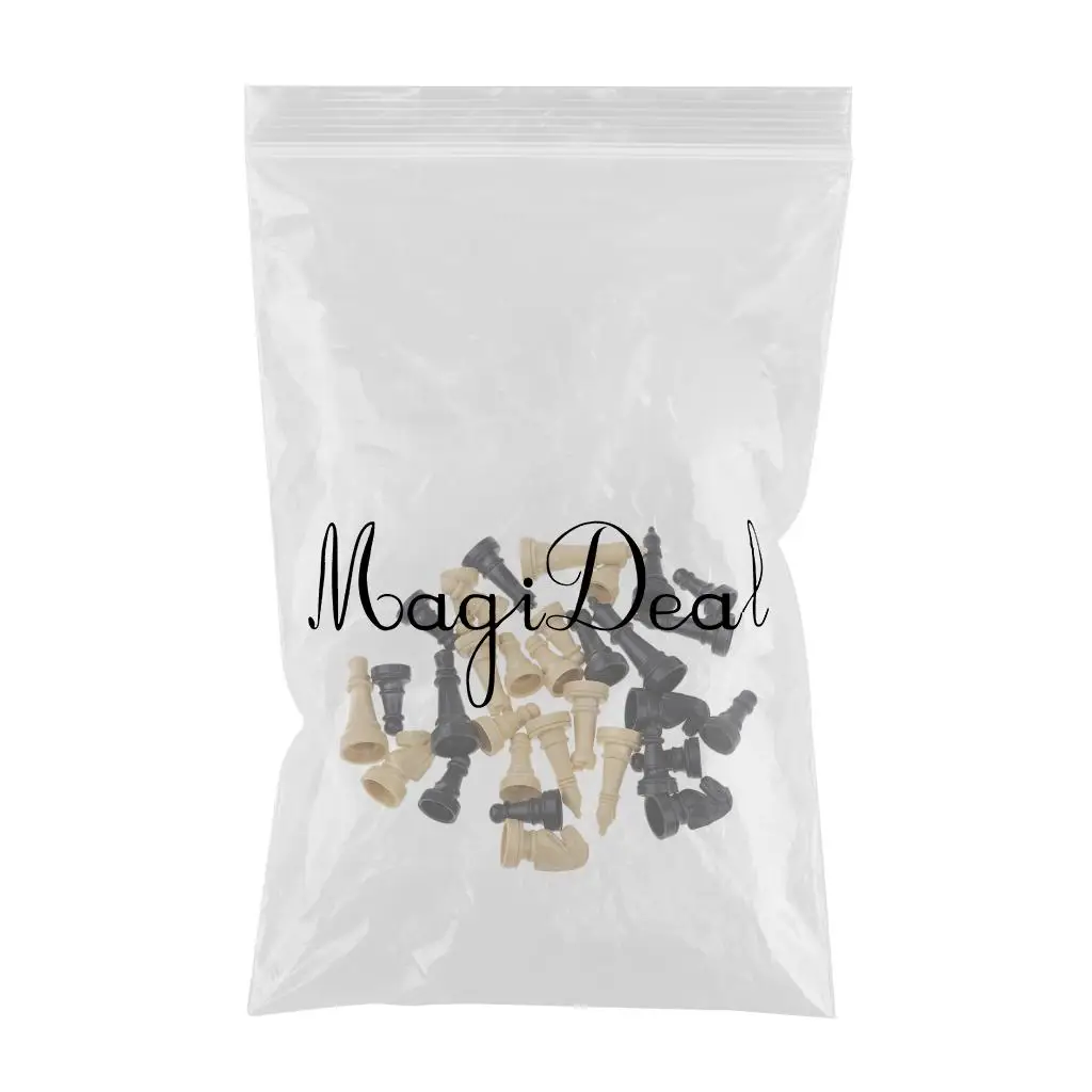 32 Pieces Plastic International Chess Set Classic Standard Pieces for Chess Lover Gift/ Entertainment Toys