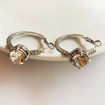 

OF-7 New 2020 Original design, simple personality, versatile age zircon ring earrings for women