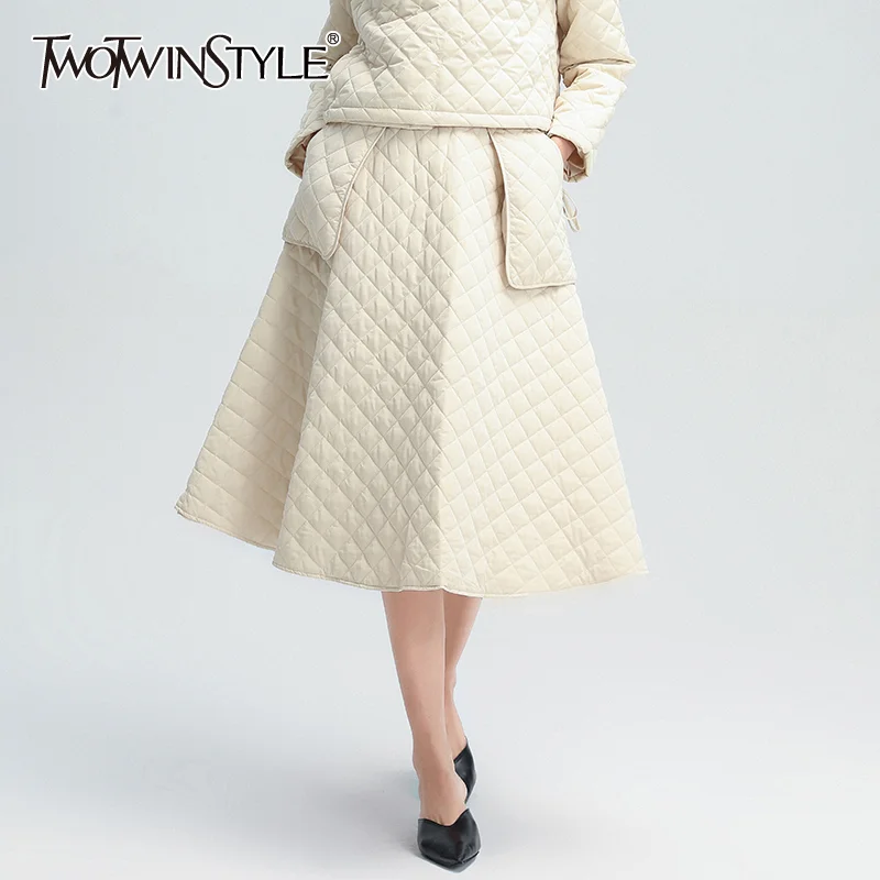 

TWOTWINSTYLE Plaid Black Skirt For Women High Waist Pocket Large Size Casual Loose A Line Skirts Female 2020 Winter Fashion New