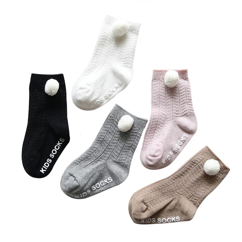 

2019 New Baby Socks With Pompom For Girls Ankle Length Autumn Winter 0-4 Years 1 Pair For Infant