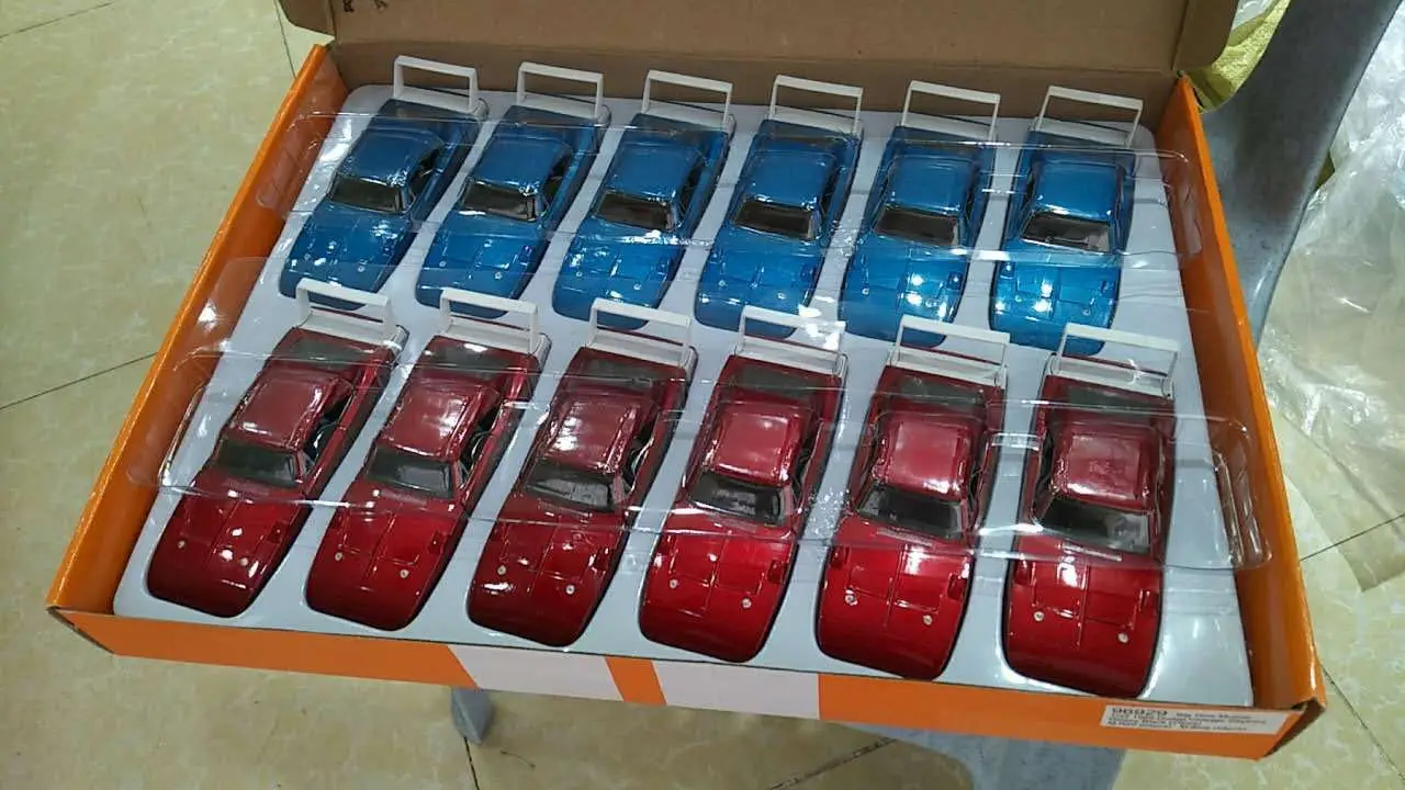 Mustang 1: 32 модель автомобиля из алюминиевого сплава ВОИН автомобиль спортивный автомобиль модель игрушки подарок