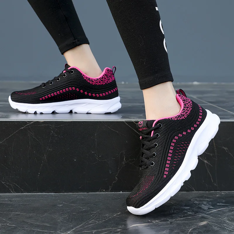 New Women Casual Shoes 2021 Summer Breathable Sock Shoes Lace-up Walking Shoes Ladies Outdoor Sneakers Women's Vulcanized Shoes