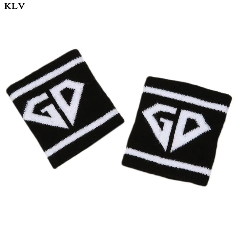 L 2Pcs/Pair Adult Kids Running Sports Sweatband Hip-Hop Letters Colored Striped Dancing Wrist Support Brace Wraps Guards - Цвет: L