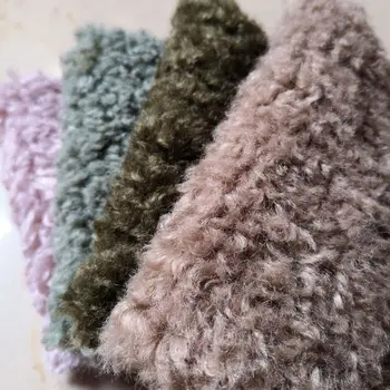 

Curly imitation wool fabric Turkish velvet small raccoon women's coat can be composite fabric
