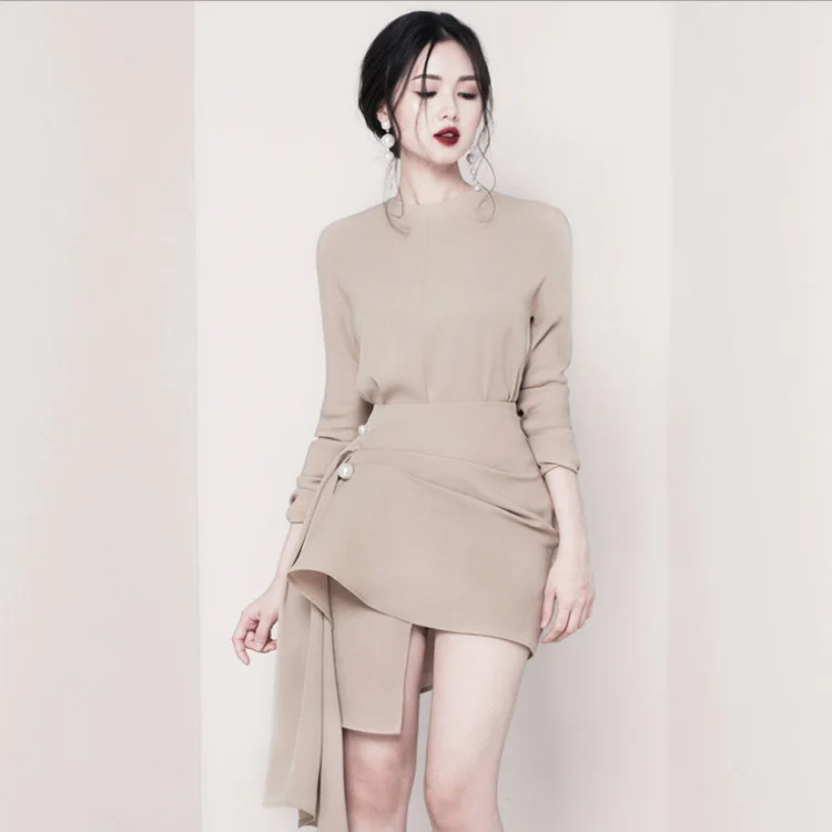 Осенняя Женская круглая шея тонкая с длинными рукавами нерегулярная юбка