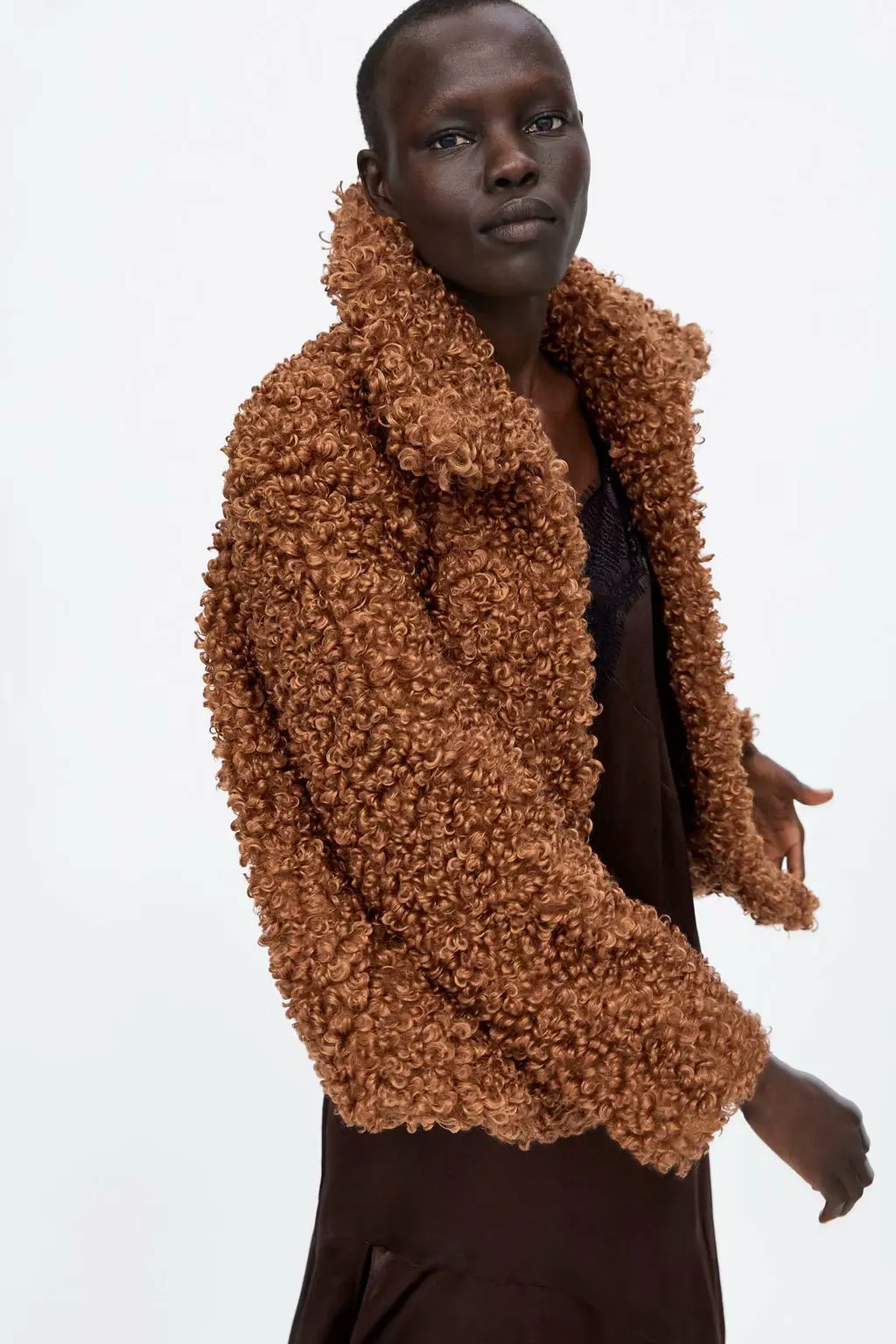 ZA Женская Зимняя мода темно-коричневая куртка пальто плюшевый-Лохматый толстый теплый отложной воротник с длинным рукавом Свободное пальто с карманами для отдыха