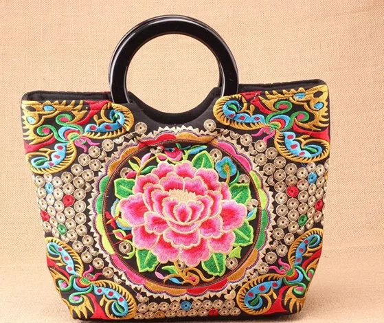 Hot Vintage embroidery women traveller handbags!Nice floral embroidered lady Casual totes Top versatile canvas Day clutches bags