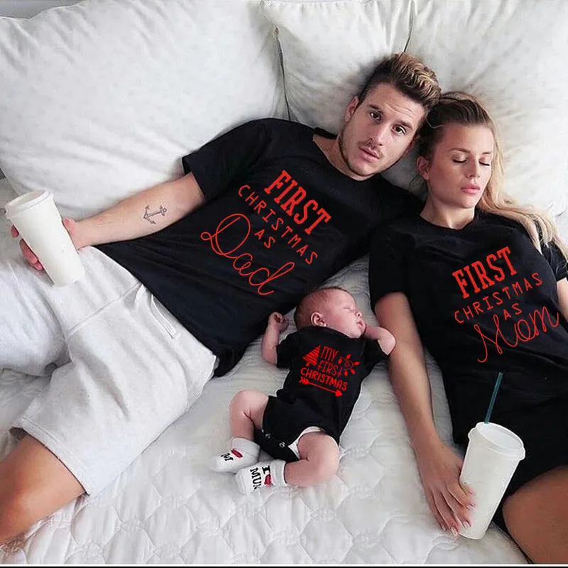 1Pc First Christmas As Mom Dad T-shirt Funny Family Matching Tshirt Mommy Daddy Baby Short Sleeve Black T Shirt Clothes | Мать и ребенок