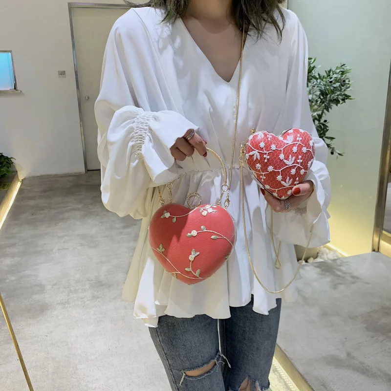 

Girls'Heart Individuality Small Bag Girls 2009 Summer New Size Loving Slant Bag Chain Lace Setting