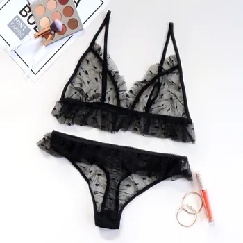

2020 hot style dot net yarn sexy bra deep V lingerie Floral Black Lace Lingerie brallettes brassiere sport femme grande taille