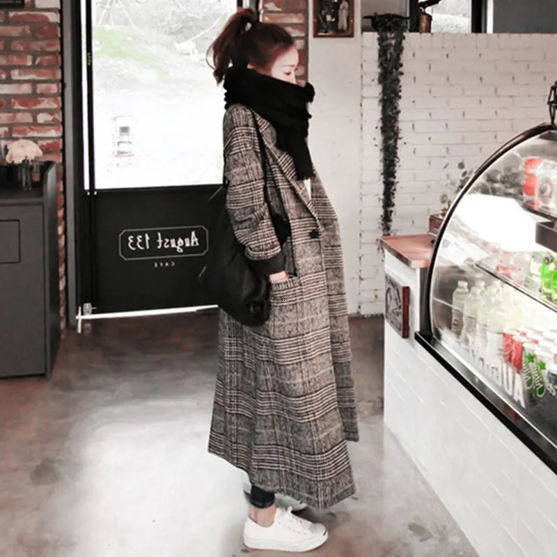 Koop Winter Herfst Elegante Vrouwen Koreaanse Kantoor Dame Lange Geruite Jas Losse Oversized Warme Wol Combineert Overjas Casual Ol Trenchcoat