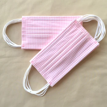 

50 pcs Disposable Face Mask 3 Ply Lattice Print Mask Dust-Proof Ear Loop Meltblown Comfortable Adults Mask