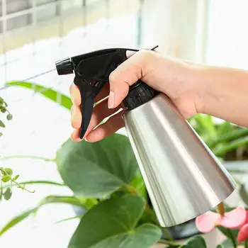 

1PC Stainless Steel Spray Bottle Garden Watering Can Flower Plant Watering Pots Household Garden Supplies