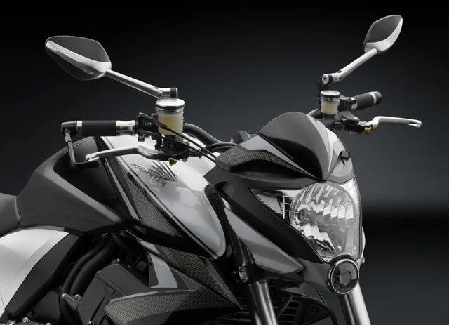 Motorcycle-side-mirror-Aluminium-CNC-Rearview-For-Honda-dio-VELOCE-SPORT-Kawasaki-z750-Suzuki-katana-hyosung.jpg_640x640