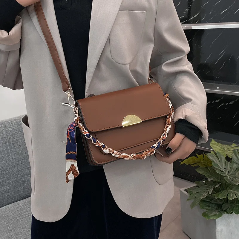 

Textured Bag Women's 2019 Autumn And Winter New Style Fashion Silk Scarves Chain Handbag Western Style Broadband Crossbody Bag