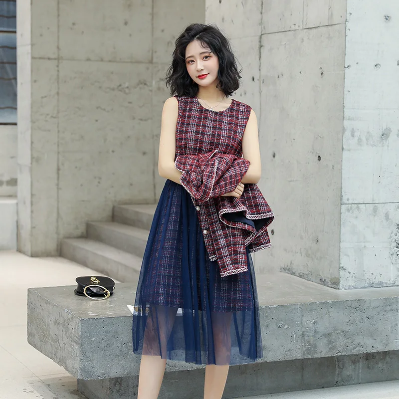 

2020 New Summer Fashion 2 Pieces Women's Sets Plaid Dress with Solid Color Ultra Long Mesh Skirt and Jacket