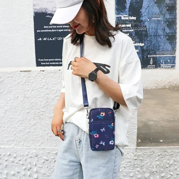 

Women Oxford Shoulder Bag Flower Print Wristlet Purse Multi Pocket Crossbody Bag Multi-functional Female Festival Gifts