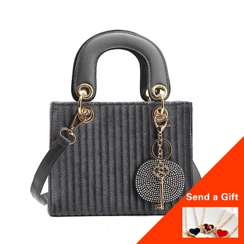 

Women's bag 2019 new autumn and winter velvet shoulder Messenger bag texture fashion portable personality small square bag