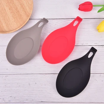 

1PCS Silicone Spoons Spatula Pads Spoon Mats Insulation Mats Saucers Rice Spoon Racks Food Grade High Temperature Kitchen Tool