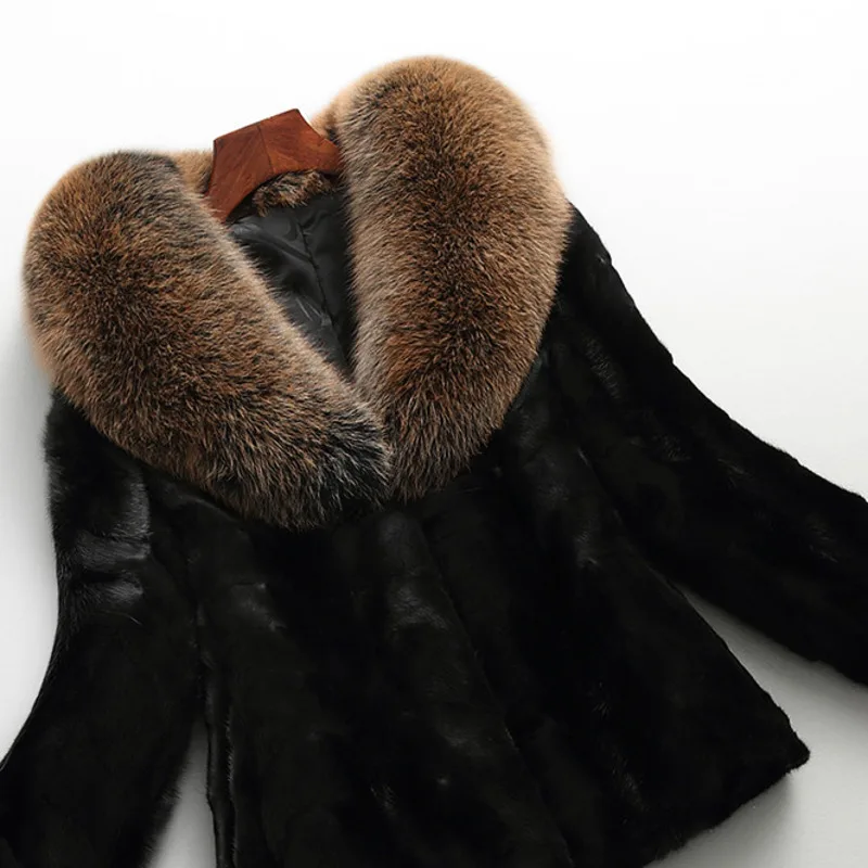 

New style Women's Winter coat real stitching mink fur coat Luxe Living fashionable and elegant coat