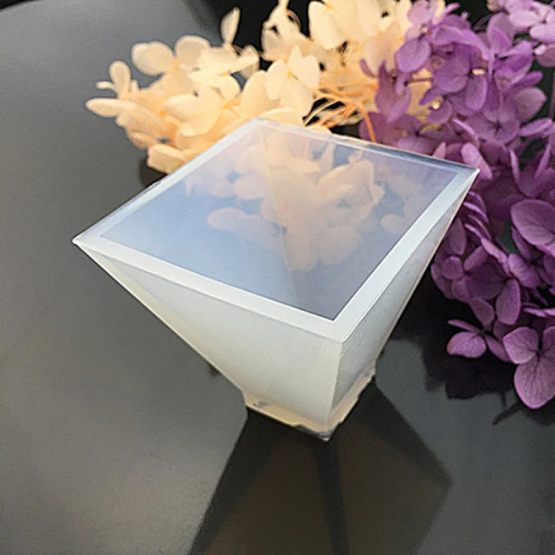 Треугольник DIY силиконовые Moldsfor смолы пирамидальной формы литейные формы УФ из эпоксидной смолы смоляные сушеные цветы для изготовления ювелирных изделий трапеции - Цвет: 30x30mm