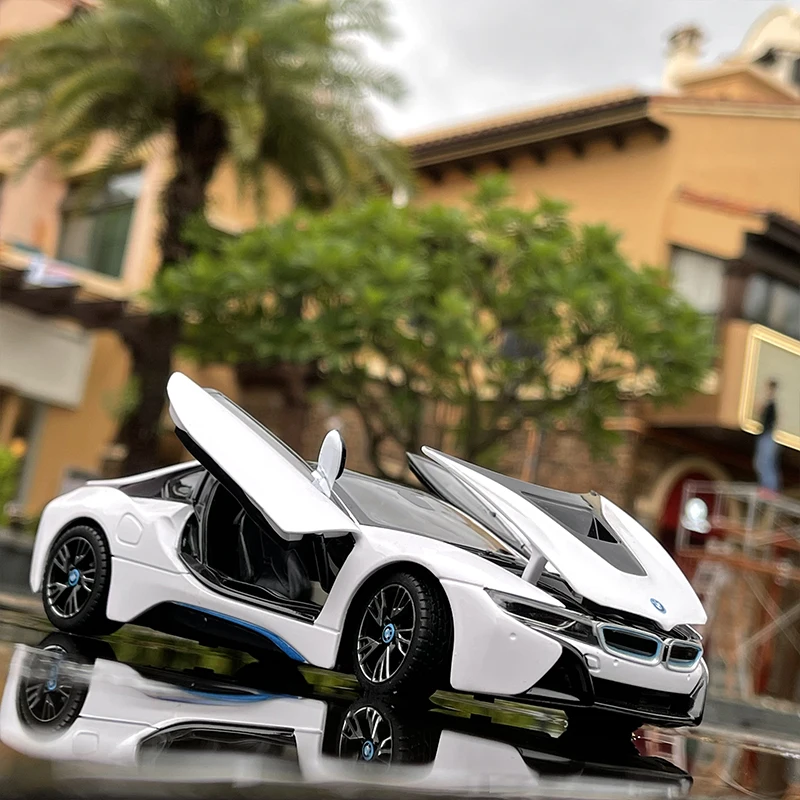 Модель спортивного автомобиля BMW I8 модель игрушечного из сплава металлические