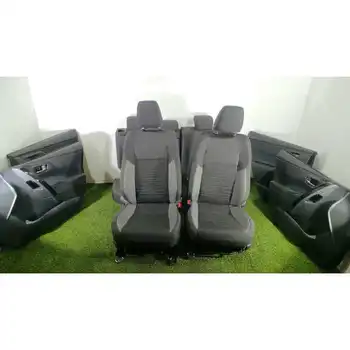 

2692278 set Seat Full Toyota Auris *