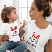 Милая Одинаковая одежда для всей семьи одежда с короткими рукавами «Мама и я» белая футболка для женщин и детей, одежда для мамы и дочки