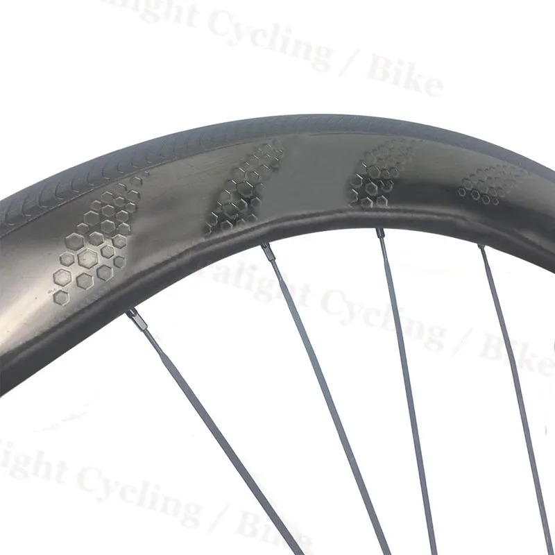 B}SF}2YUM(I_J_3@5V{~STV