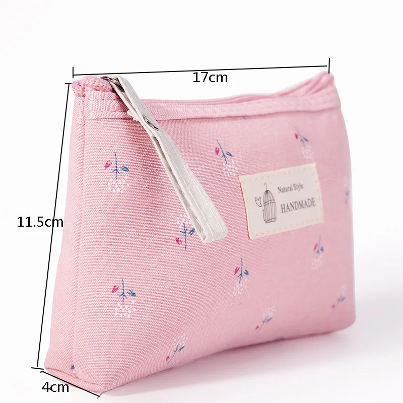 Leuke make-up tas met stippen van canvas voor op reis_voghion.com