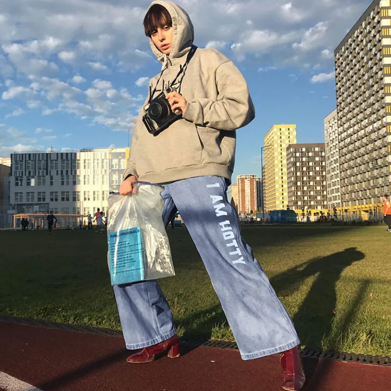 Осенние новые женские повседневные джинсы с буквенным принтом и высокой талией, на молнии, на пуговицах, модные уличные светло-голубые прямые брюки HP7467W08